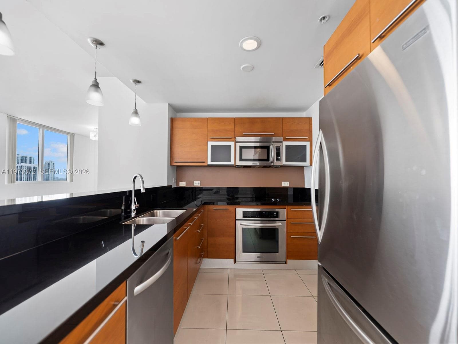 253 NE 2nd St # 3108, Miami FL 33132 photo 5