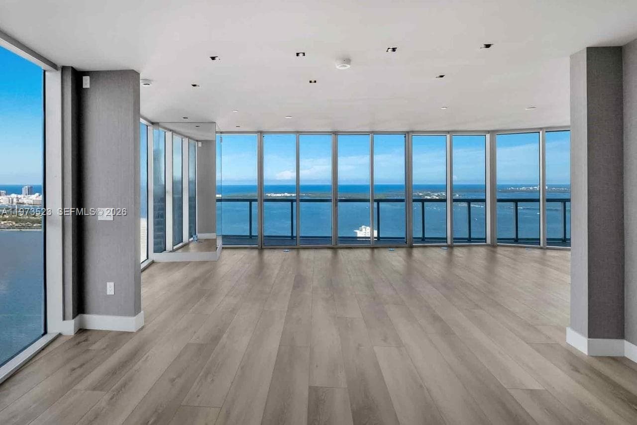 Icon Brickell Tower 1 photo 3