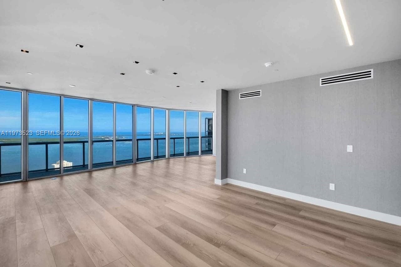 Icon Brickell Tower 1 photo 4