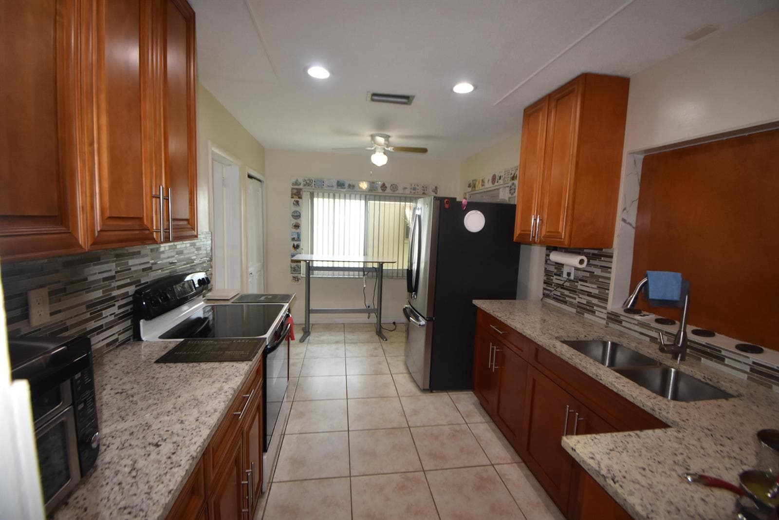 4250 NW 49th Terrace, Lauderdale Lakes FL 33319 photo 4