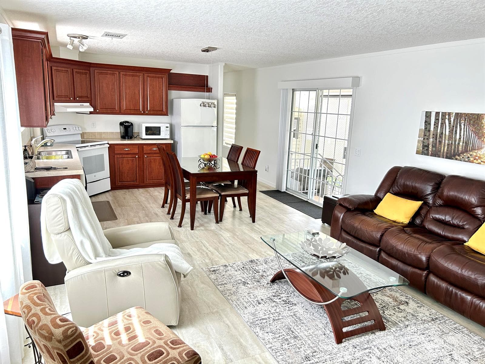 613 Jasmine Lane, Deerfield Beach FL 33442 photo 4