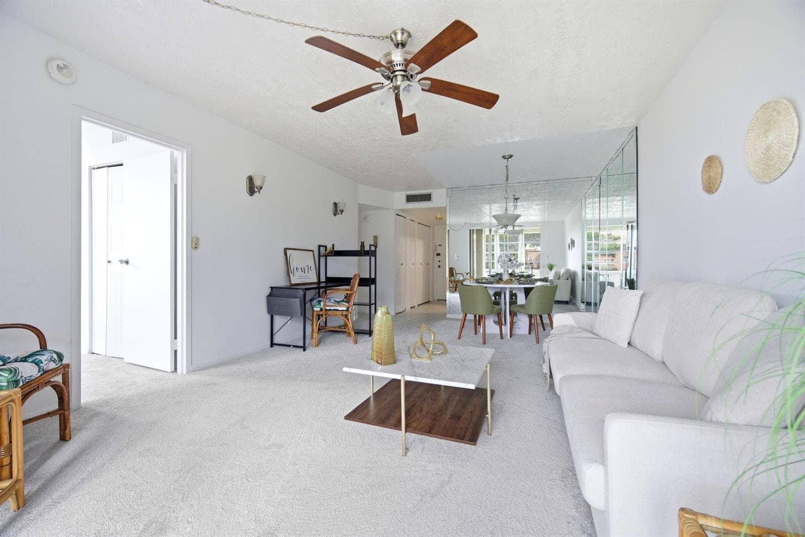2801 Somerset Drive # 401, Lauderdale Lakes FL 33311 photo 4