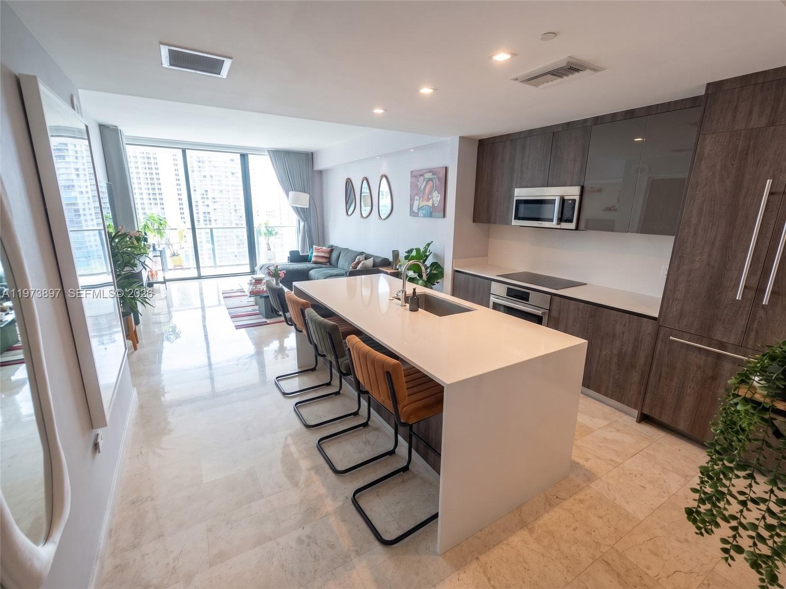 68 SE 6th St # 1806, Miami FL 33131 photo 3