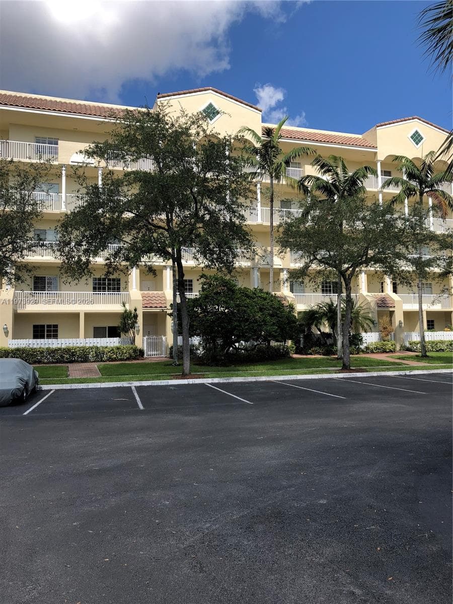10710 NW 66th St # 210, Doral FL 33178 photo 3
