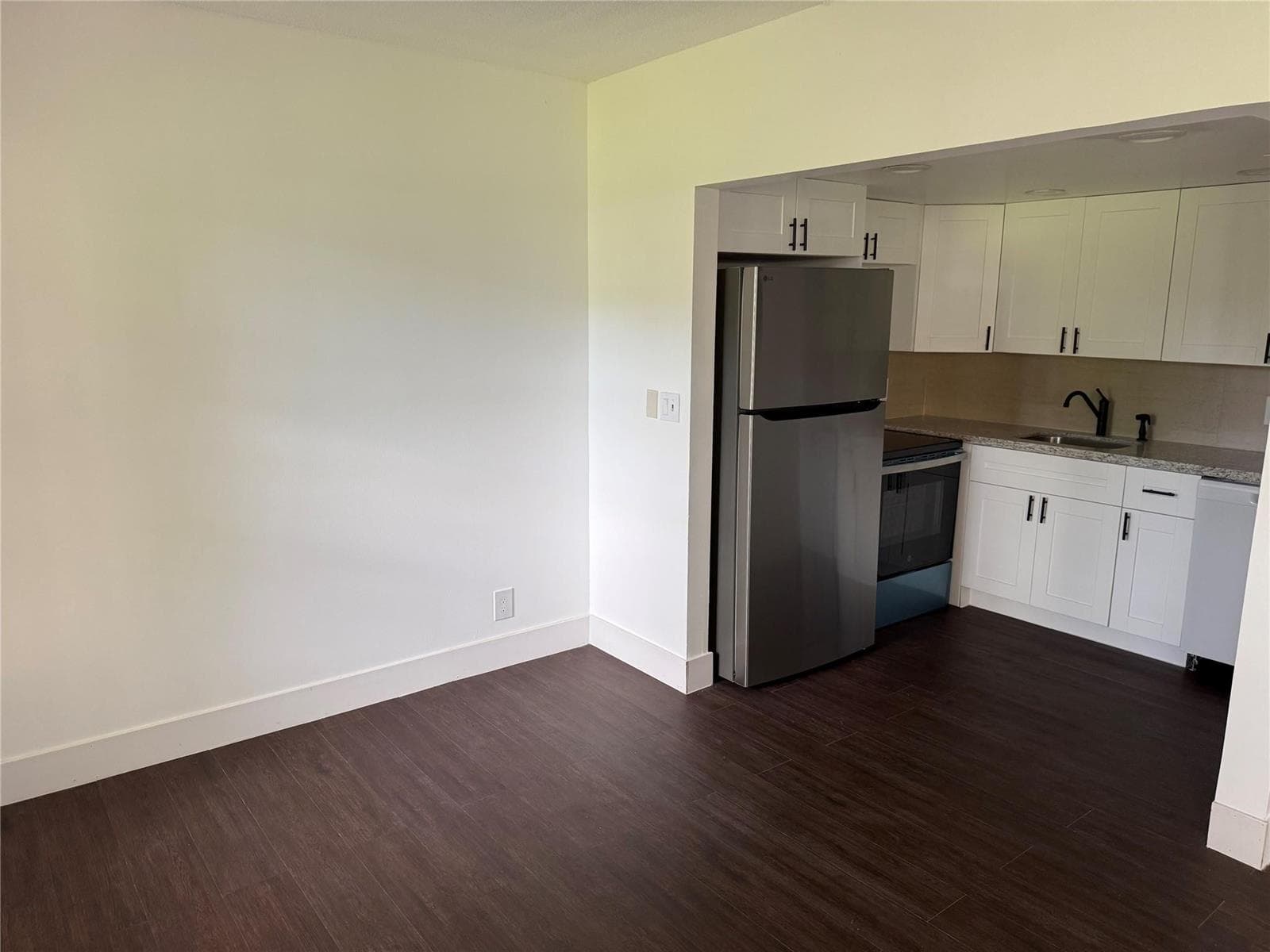 3081 NW 47th Terrace # 107, Lauderdale Lakes FL 33313 photo 4
