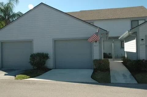 6117 SE Georgetown Place, Hobe Sound FL 33455 photo 2