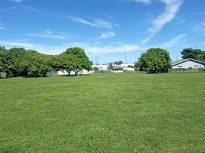 2014 NW 28th Street, Oakland Park FL 33311 photo 2