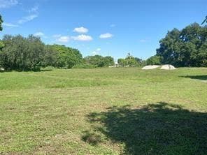 2014 NW 28th Street, Oakland Park FL 33311 photo 4