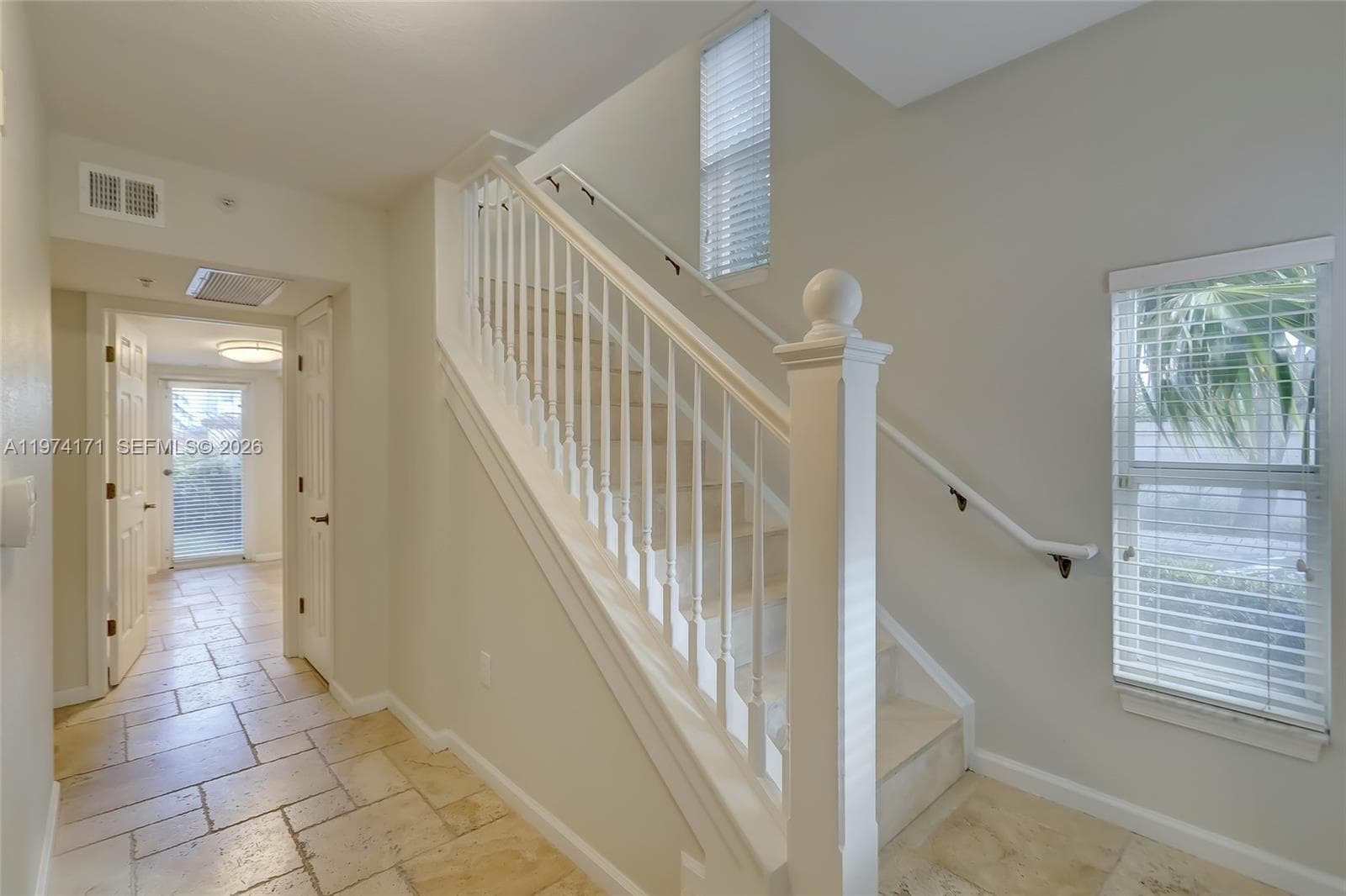 2039 Oceanwalk Ter # 401, Lauderdale By The Sea FL 33062 photo 2