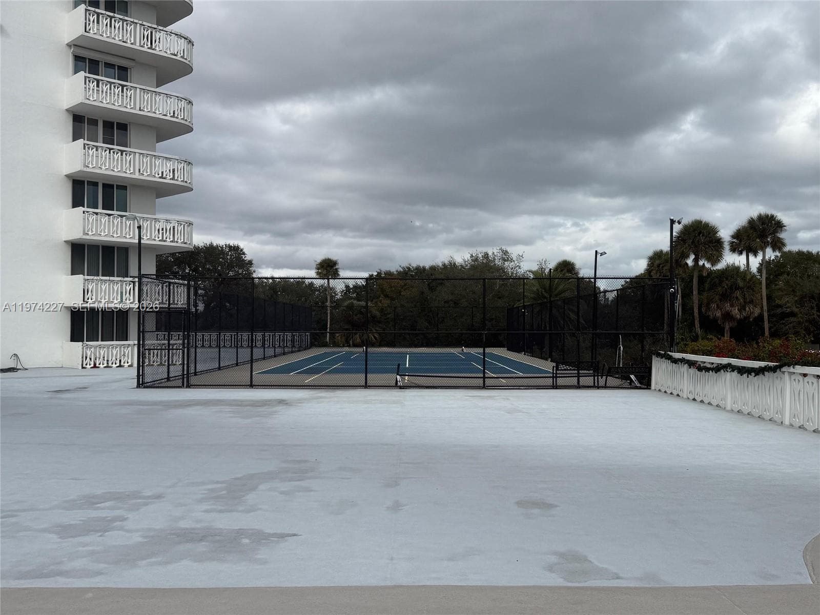 925 N Halifax # 102, Daytona FL 32118 photo 4