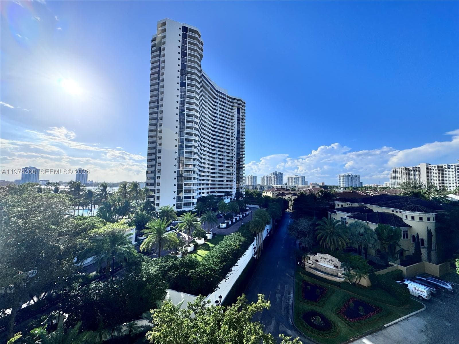 2000 Island Blvd # 606, Aventura FL 33160 photo 4