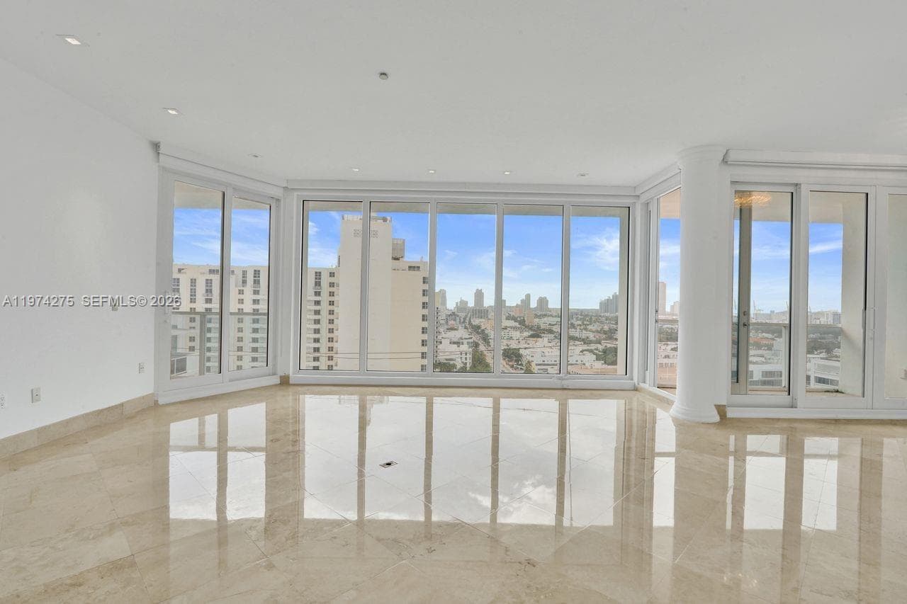 100 Lincoln Rd, Miami Beach FL 33139 photo 2
