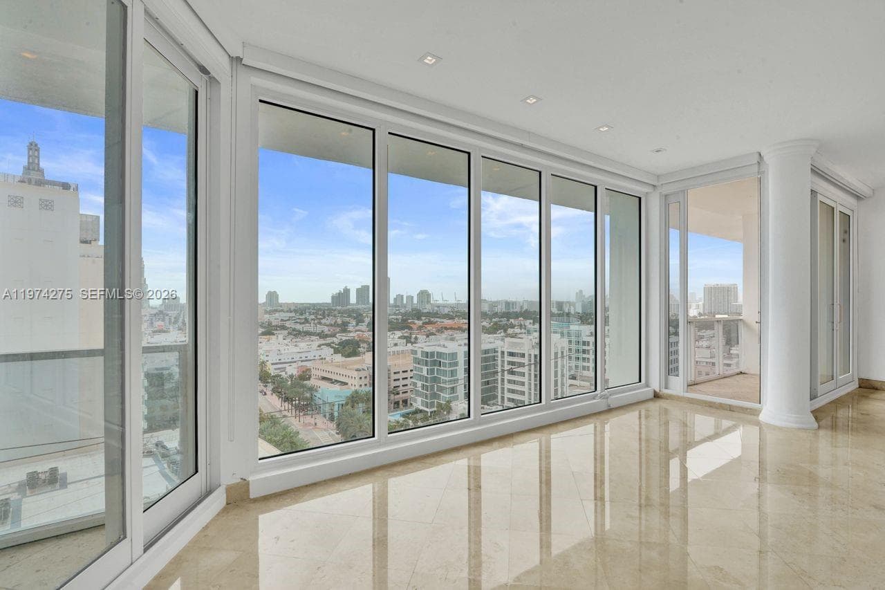 100 Lincoln Rd, Miami Beach FL 33139 photo 5