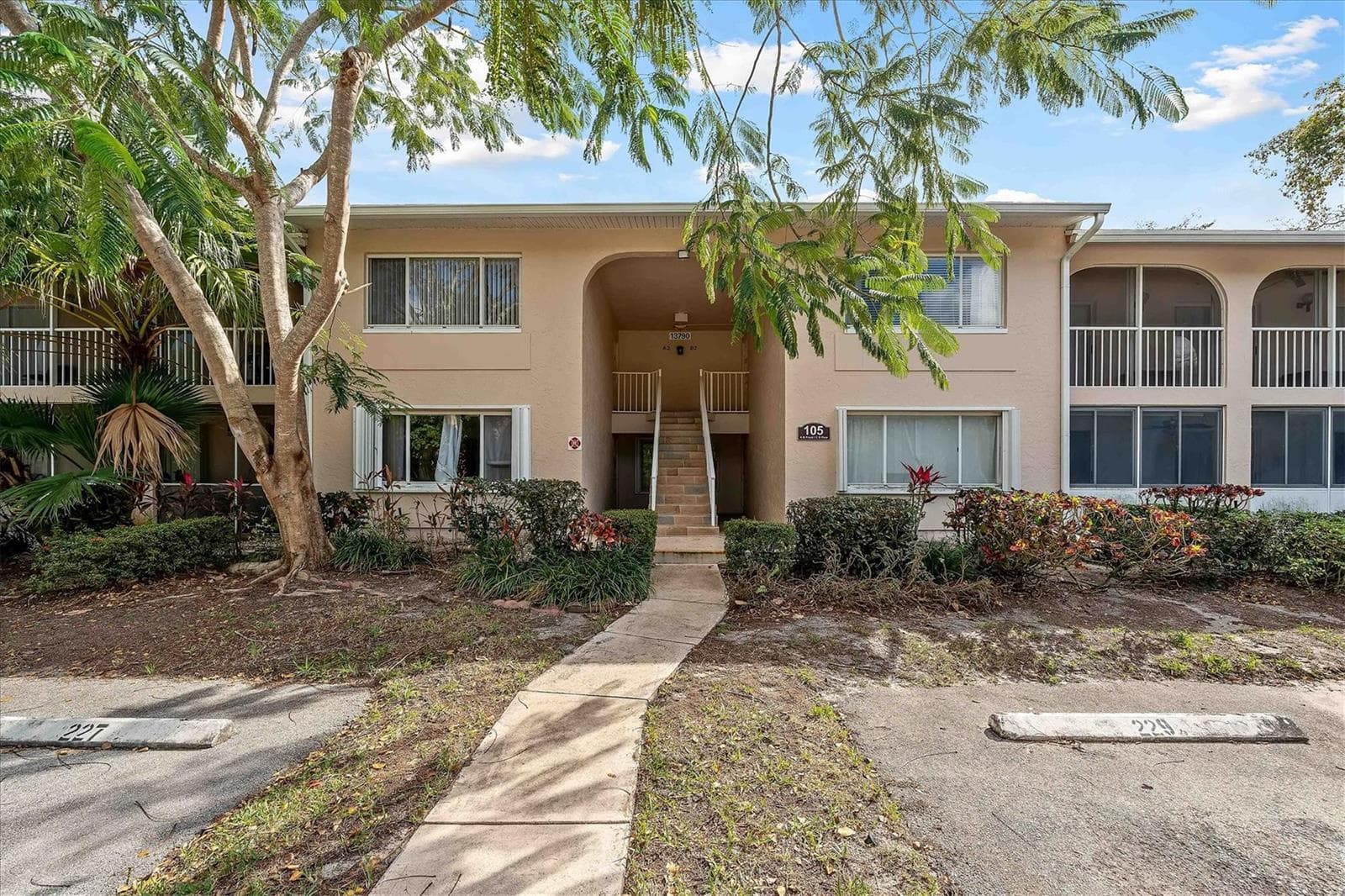13790 Oneida Drive # B1, Delray Beach FL 33446 photo 2