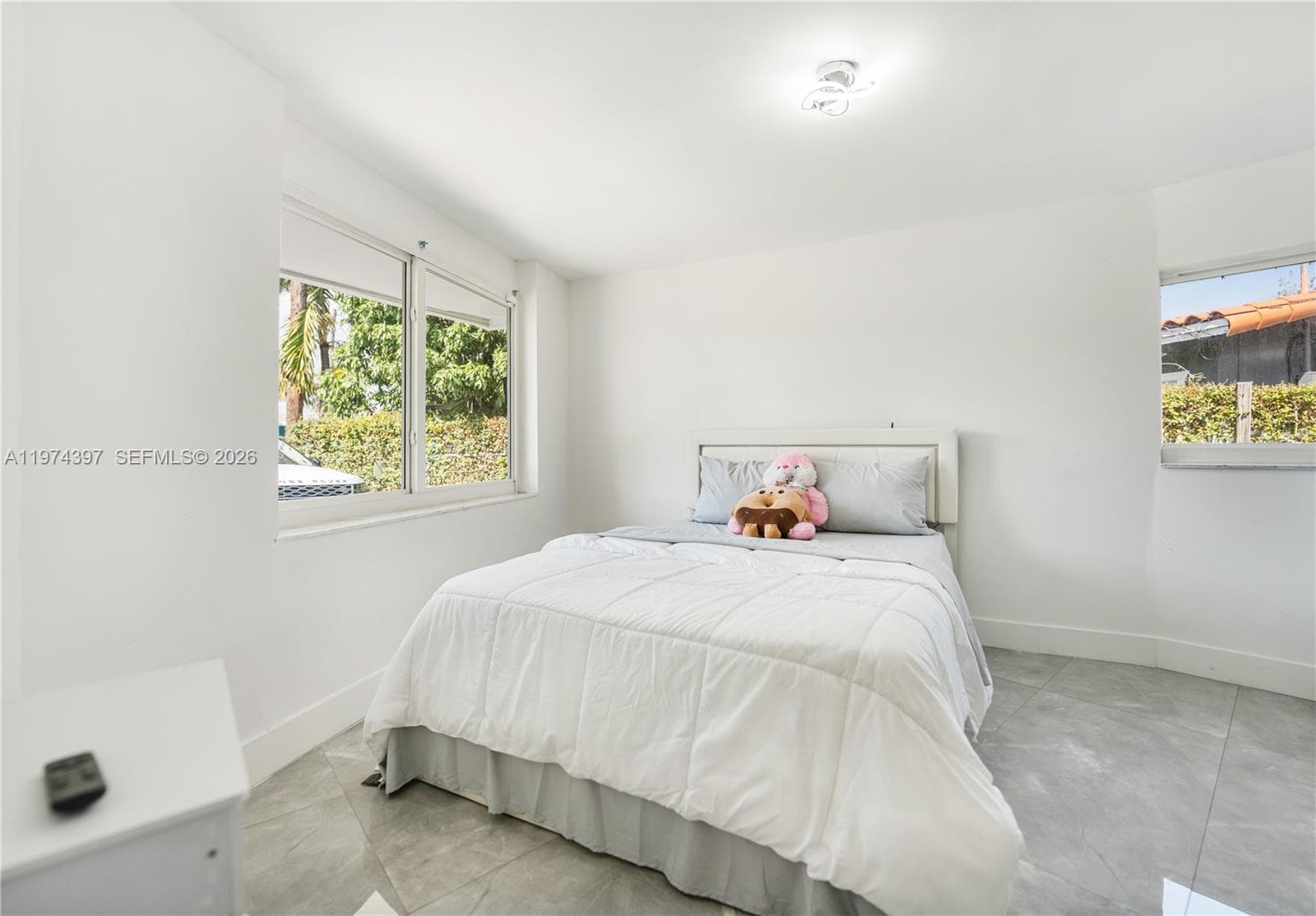 1830 NW 32nd St, Oakland Park FL 33309 photo 3