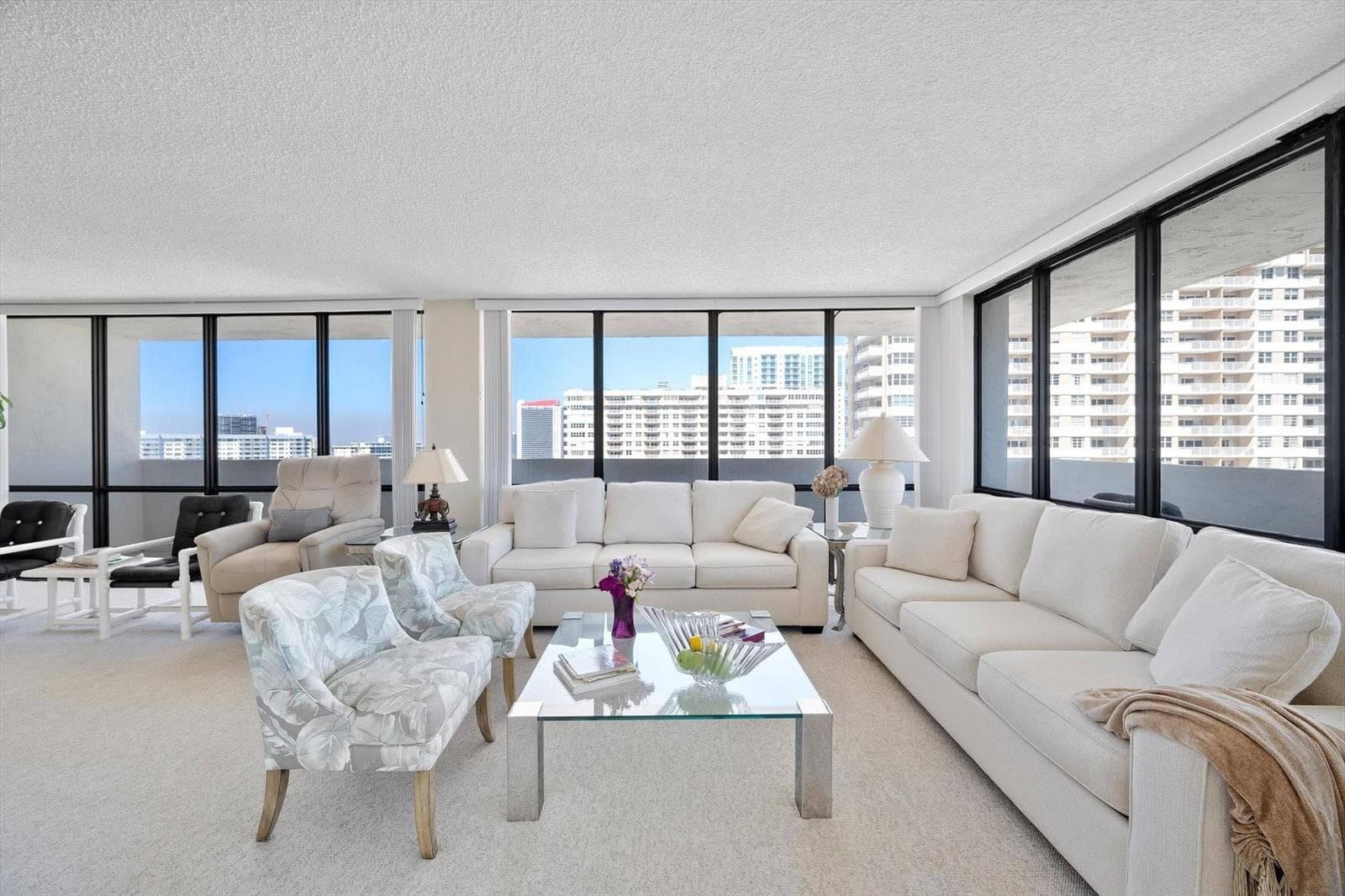 2017 S Ocean Drive, Hallandale Beach FL 33009 photo 2