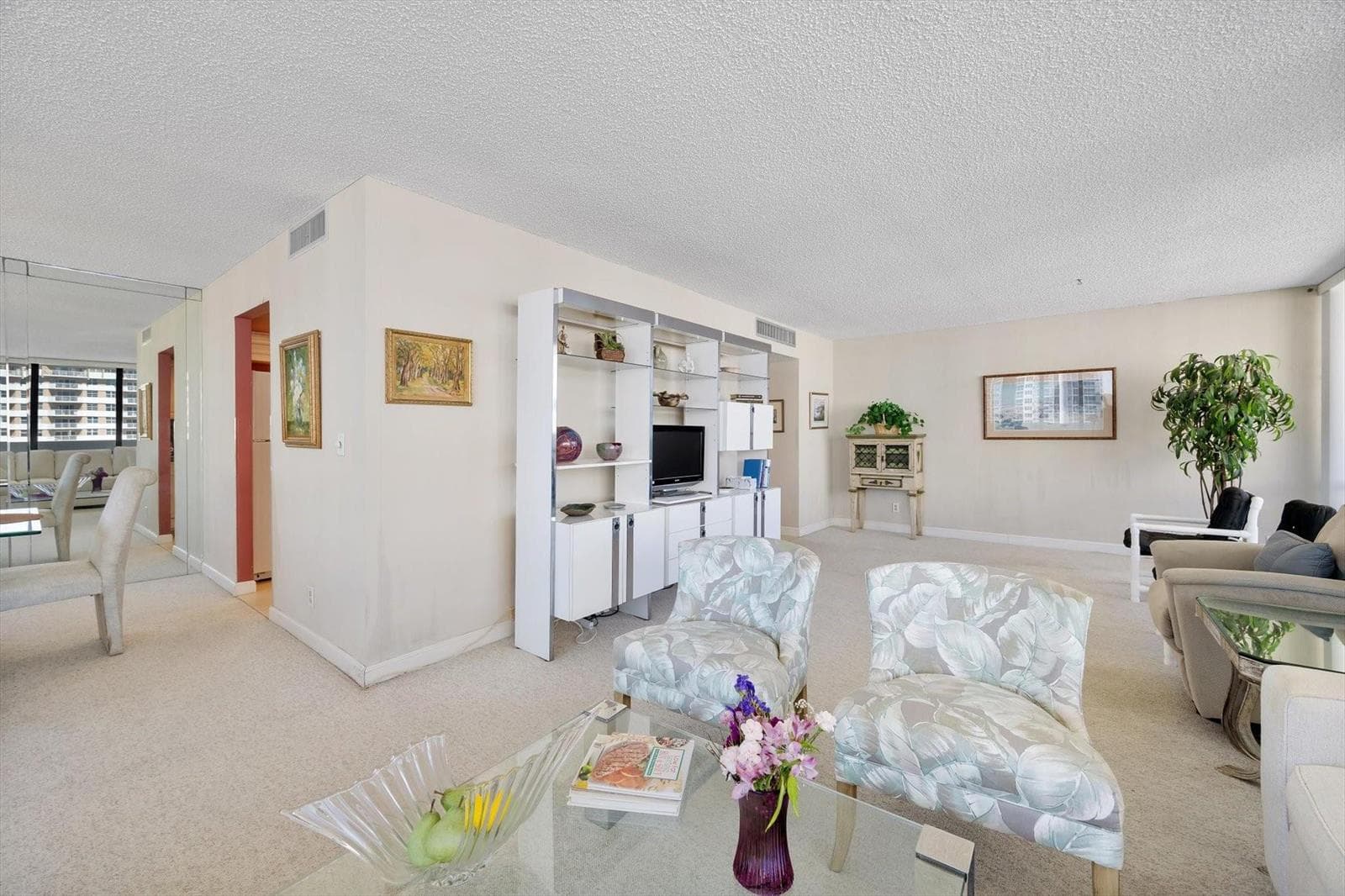 2017 S Ocean Drive, Hallandale Beach FL 33009 photo 4