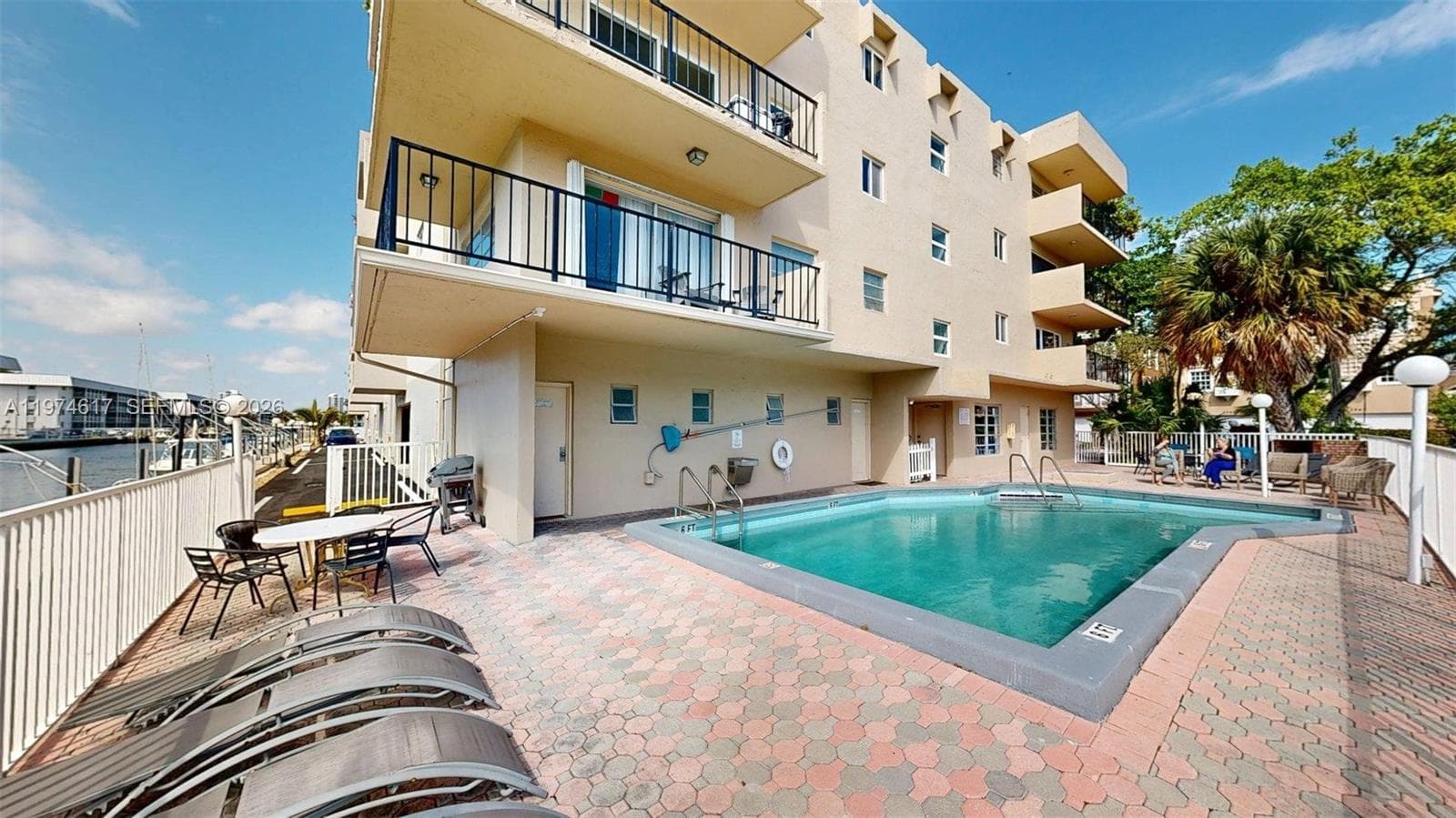 3860 NE 170th St # 310, North Miami Beach FL 33160 photo 2