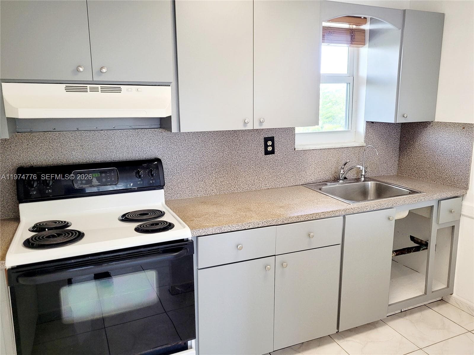 1700 NE 191st St # 402, Miami, FL 33179 photo 5