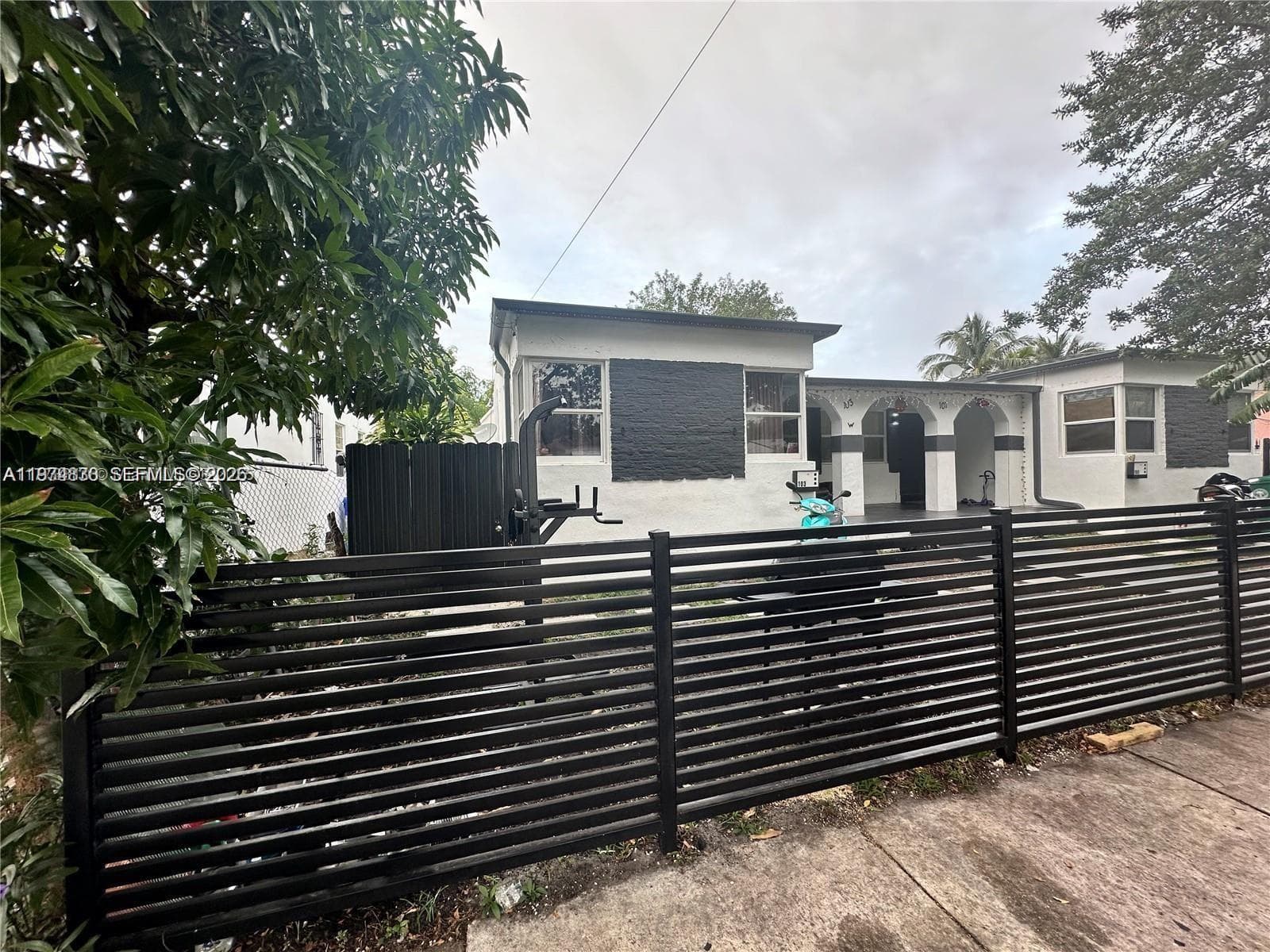 101 NW 68th Ter, Miami FL 33150 photo 2
