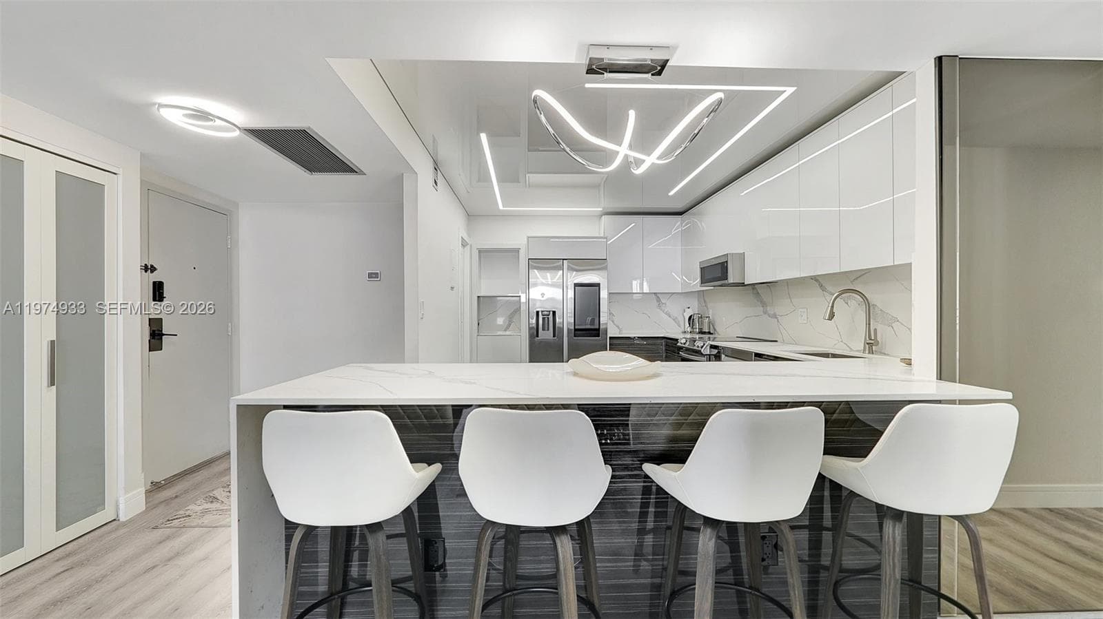 2500 Parkview Dr # 1914, Hallandale Beach FL 33009 photo 4