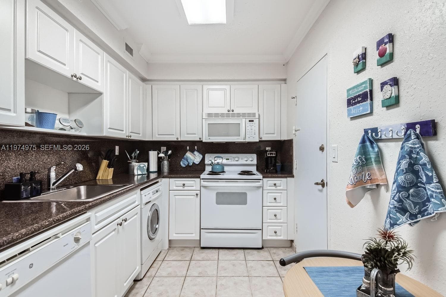 2501 S Ocean Dr # 633 (AUG-OCT), Hollywood FL 33019 photo 4