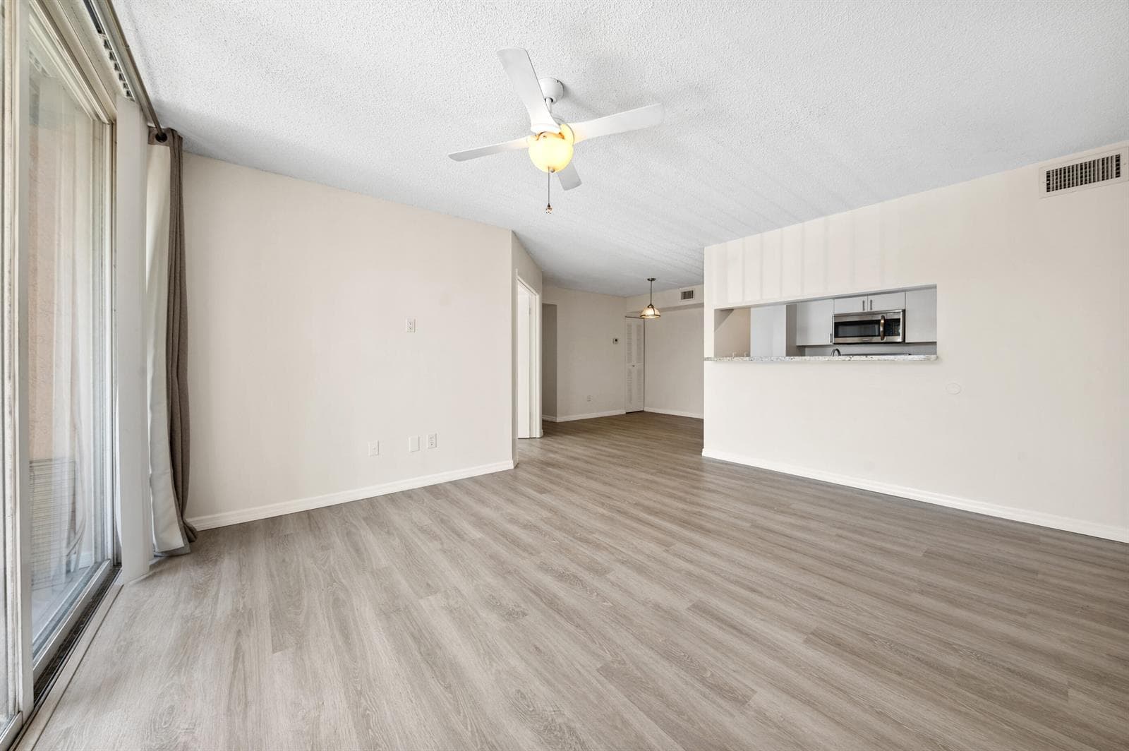 117 Yacht Club Way # 205, Hypoluxo FL 33462 photo 3