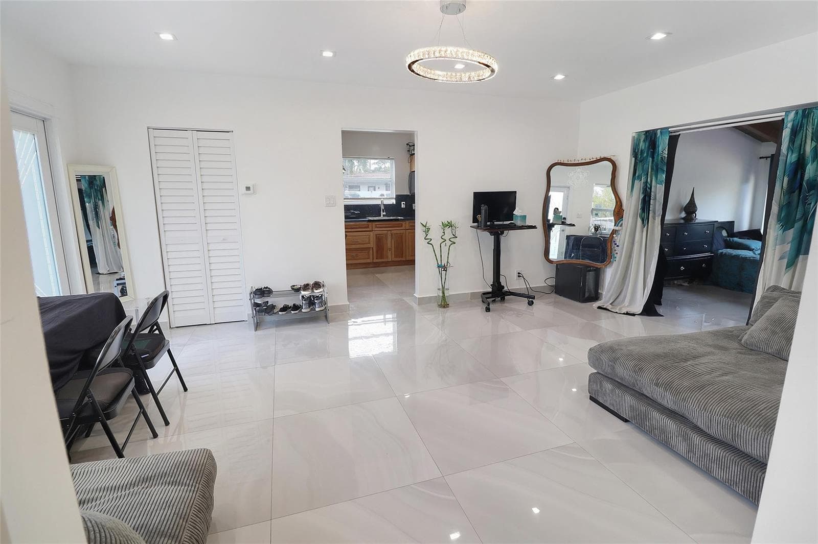 707 NE 15th Street, Fort Lauderdale FL 33304 photo 2