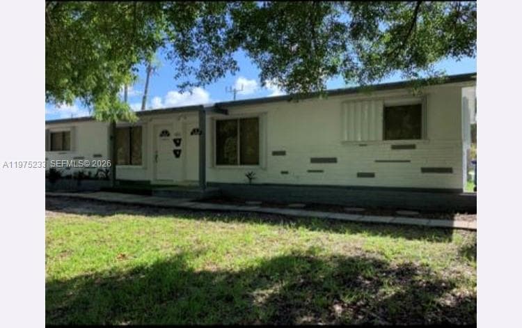401 SW 8th St # A, Hallandale Beach FL 33009 photo 2