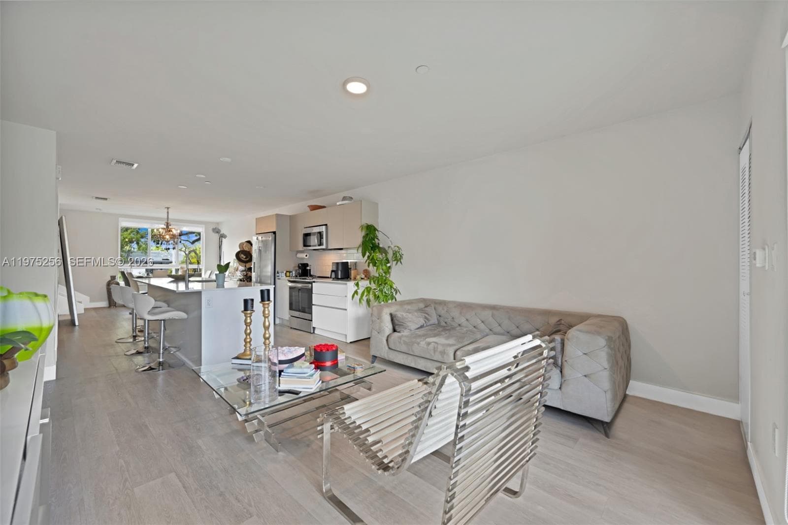 2535 NE 193rd St # 3209, Miami FL 33180 photo 3