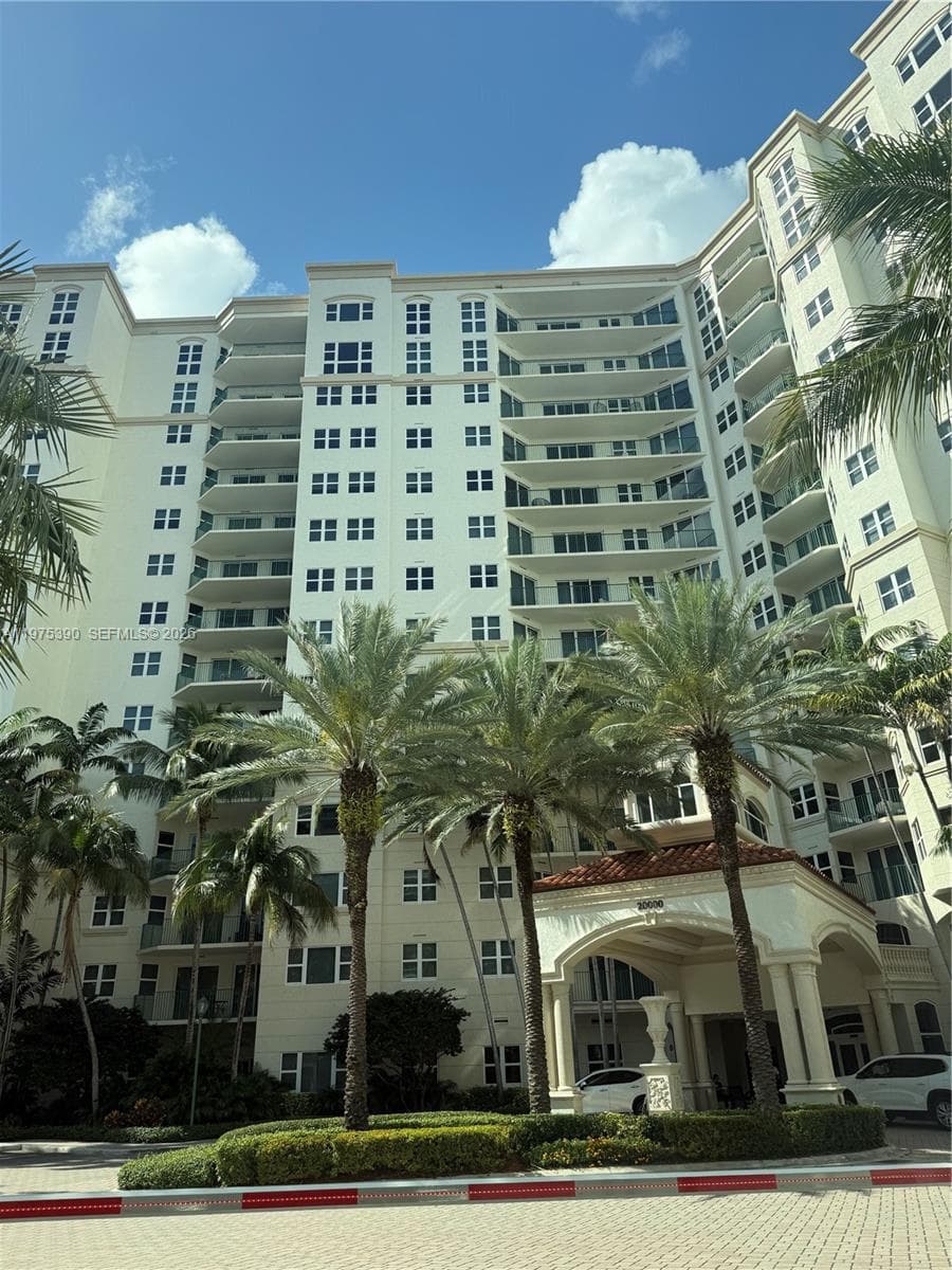 20000 E Country Club Dr # PH09, Aventura FL 33180 photo 2
