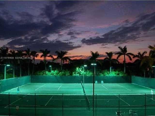 881 Ocean Dr, Key Biscayne FL 33149 photo 3