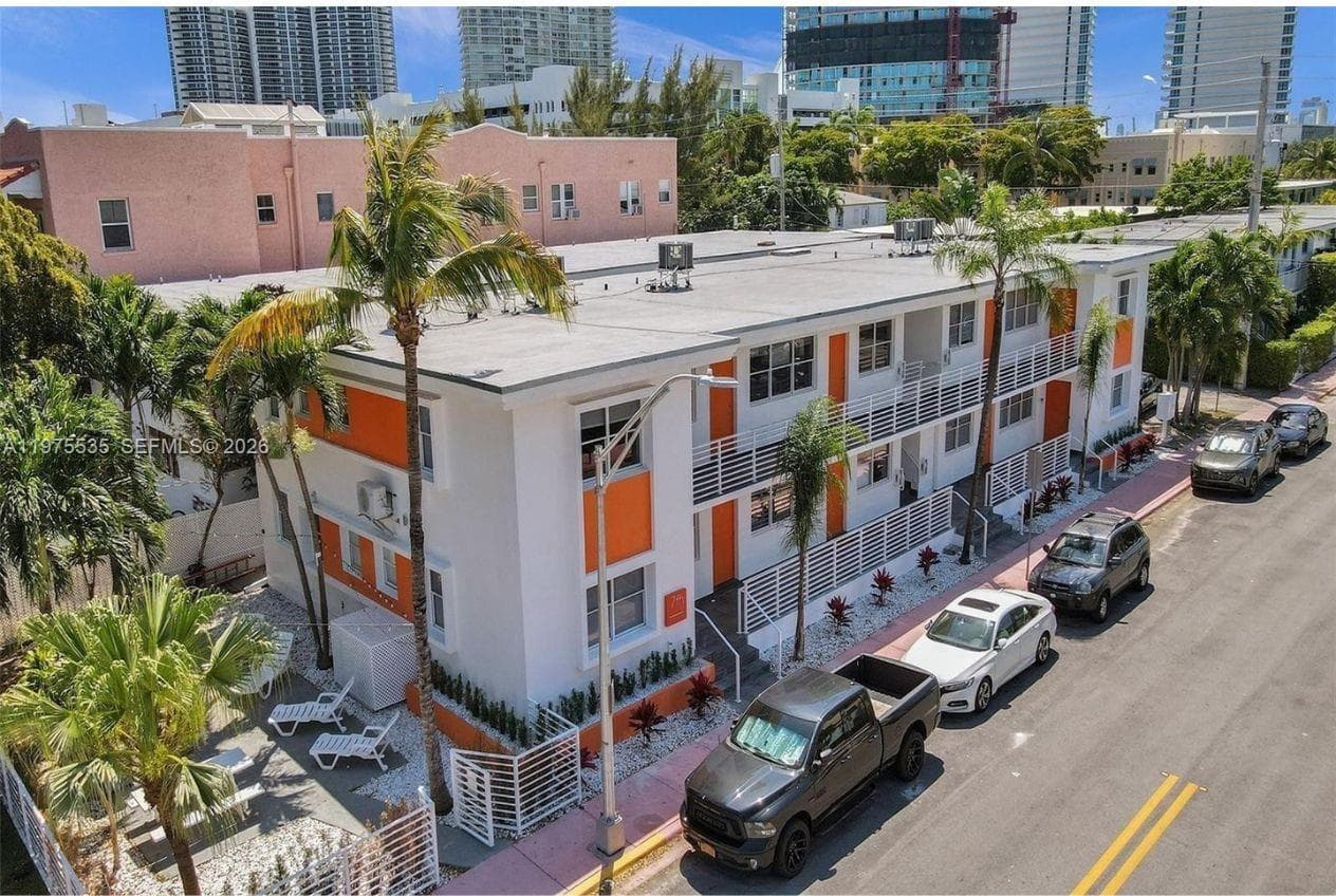 1000 7th Street, Miami Beach FL 33139 photo 3