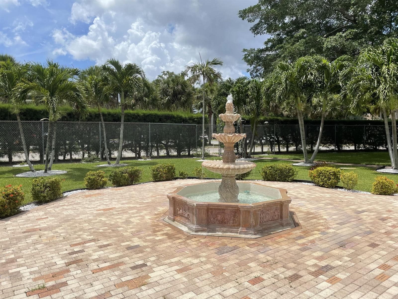 705 Lori Drive # 315, Palm Springs FL 33461 photo 4