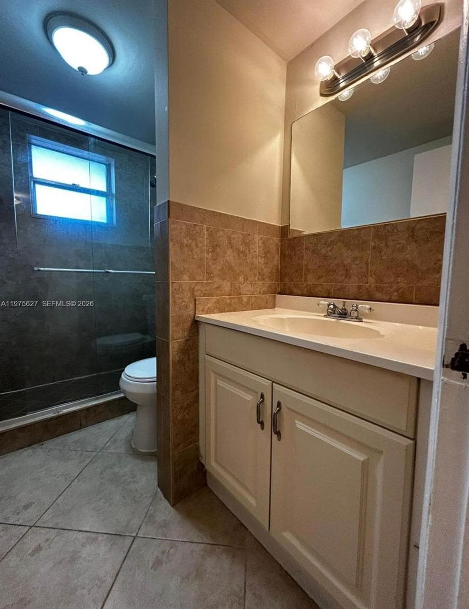 1100 NE 1st Ct # 312, Hallandale Beach FL 33009 photo 2