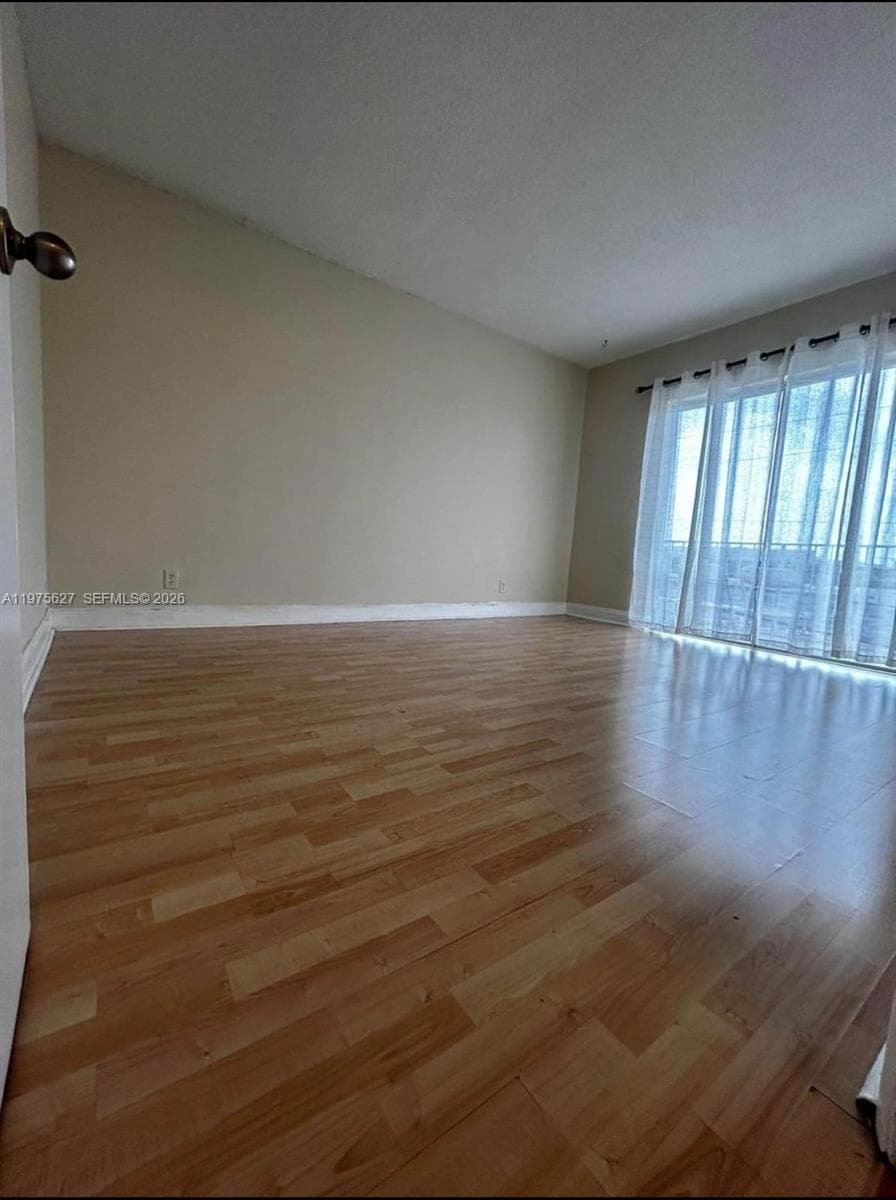 1100 NE 1st Ct # 312, Hallandale Beach FL 33009 photo 4