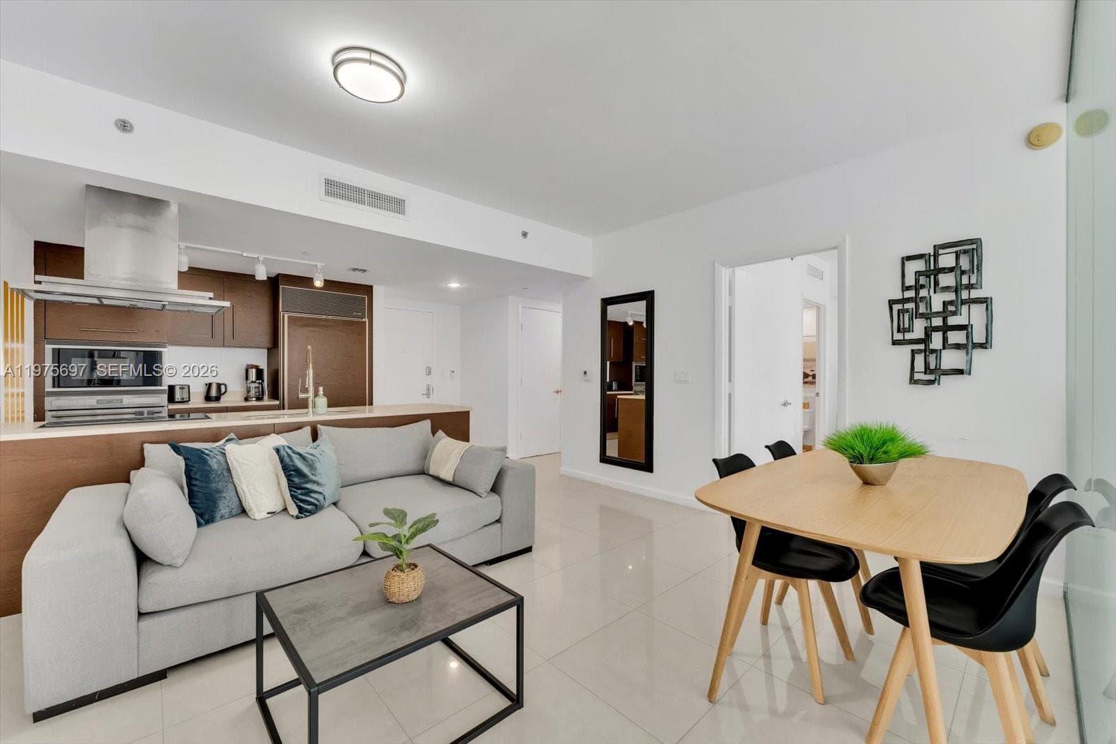 485 Brickell Ave # 1807, Miami FL 33131 photo 3