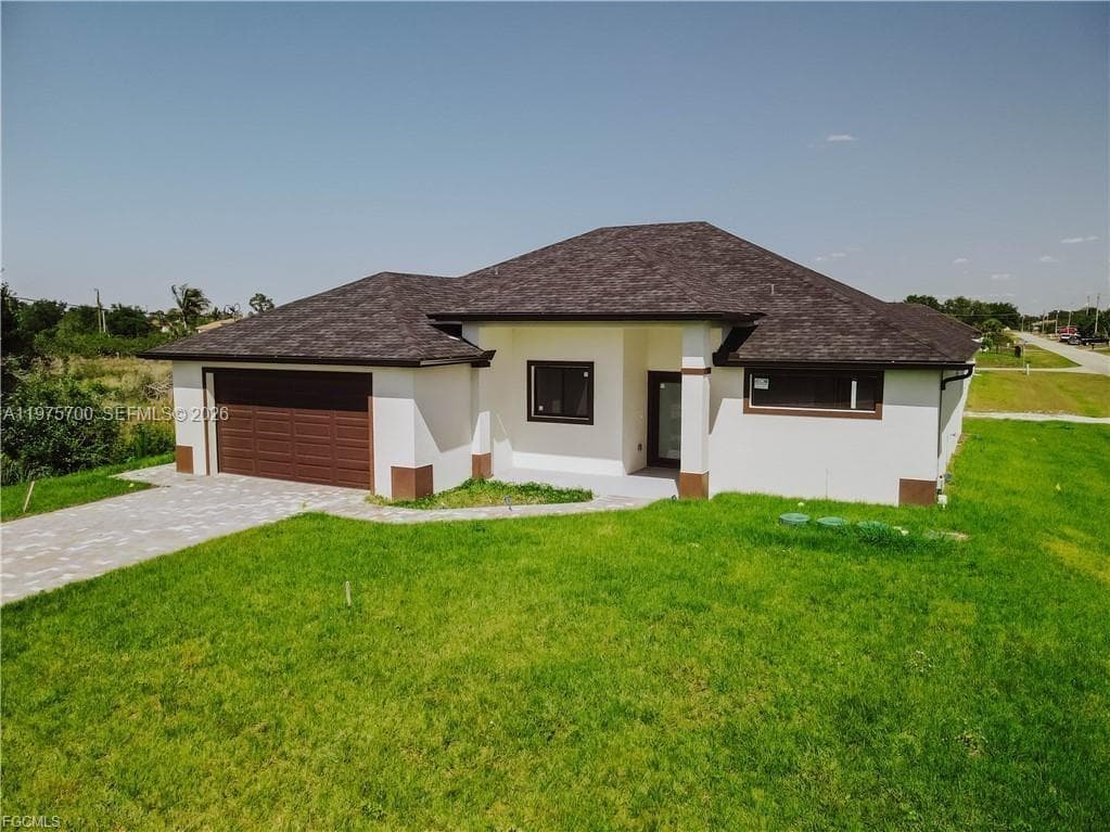 4705 diane ave, Lehigh Acres FL 33976
