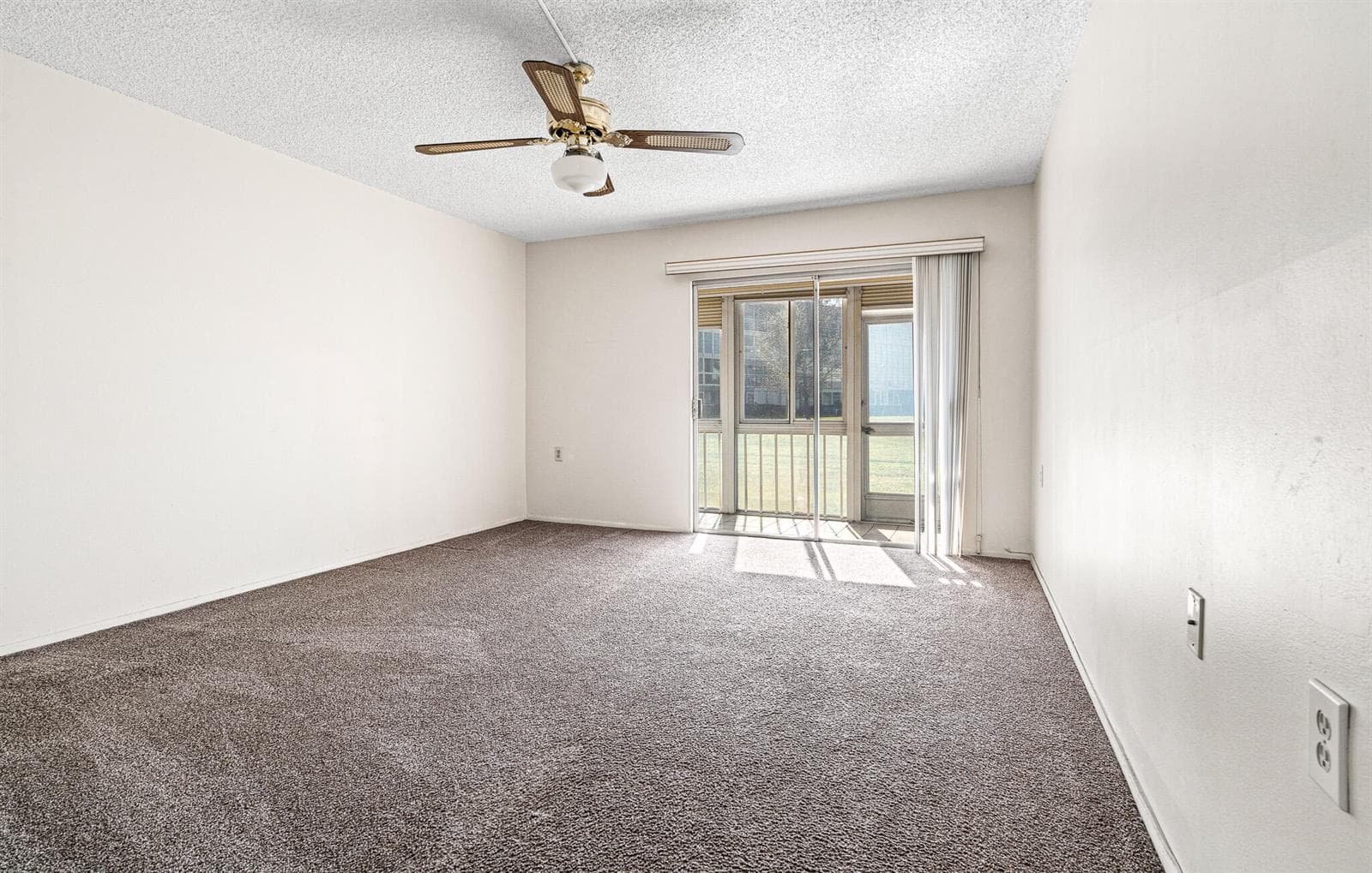 4602 Martinique Way # E1, Coconut Creek FL 33066 photo 5