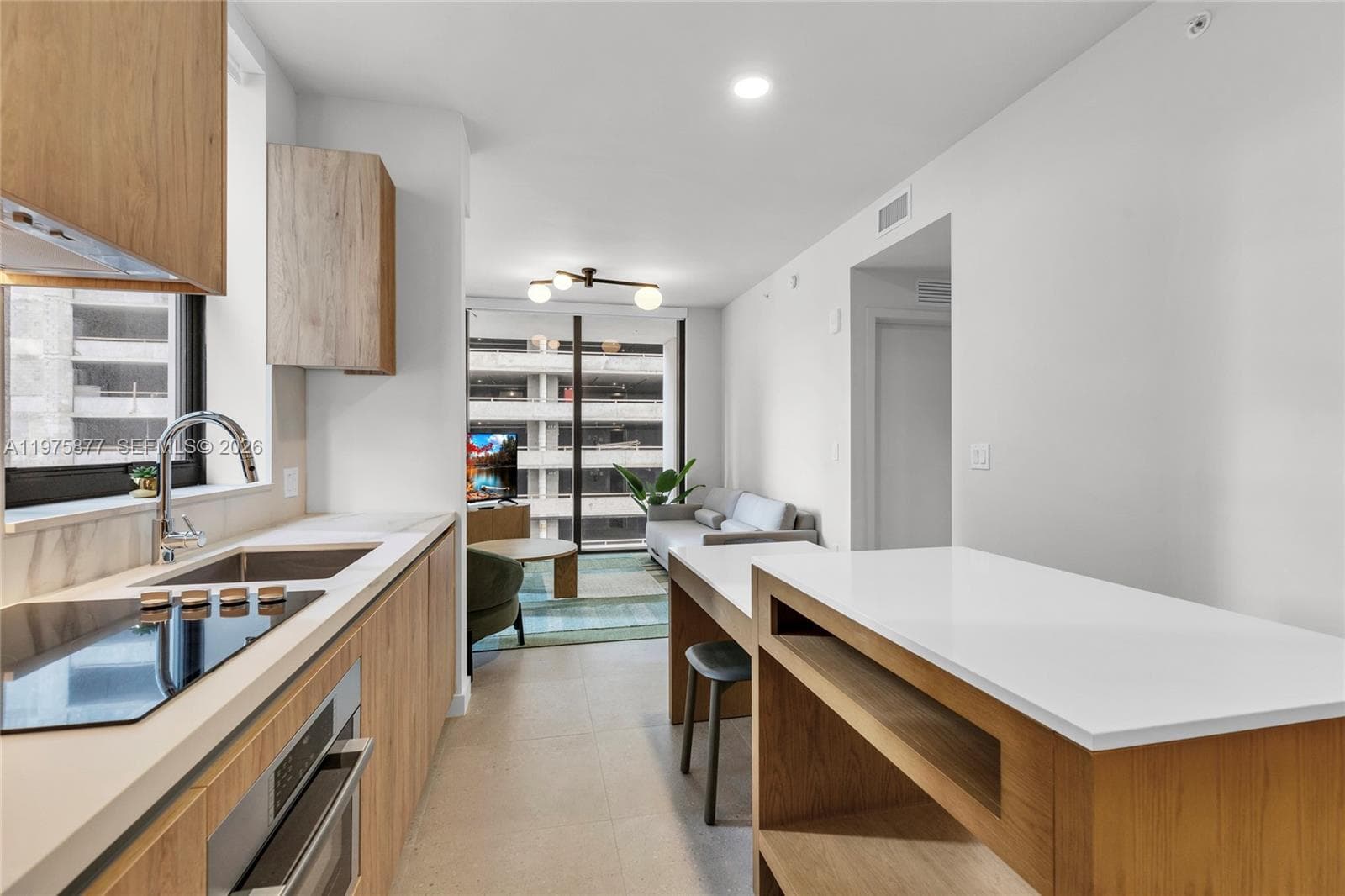 11 NE 6th St # 407, Miami FL 33132 photo 3