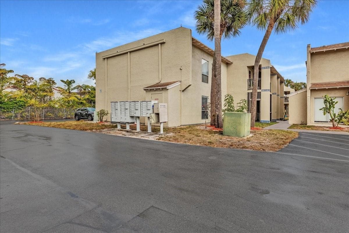 1500 N Congress Avenue # C31, West Palm Beach FL 33401 photo 2