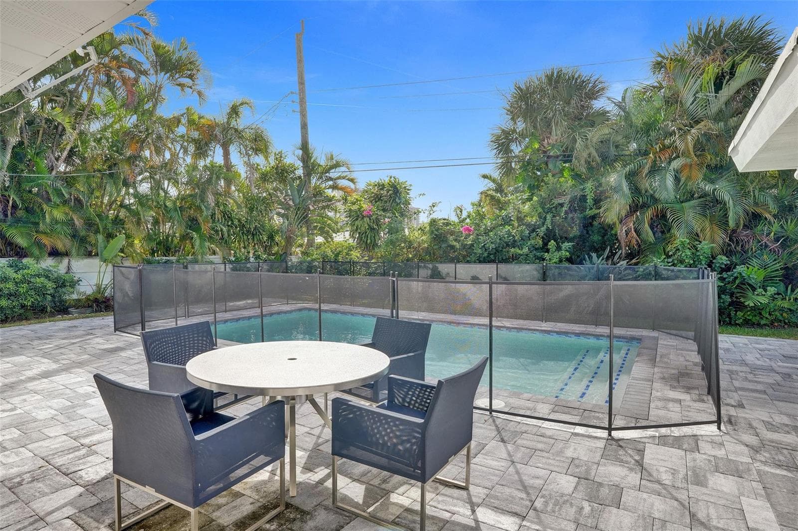 260 Allenwood Drive, Lauderdale By The Sea FL 33308 photo 2