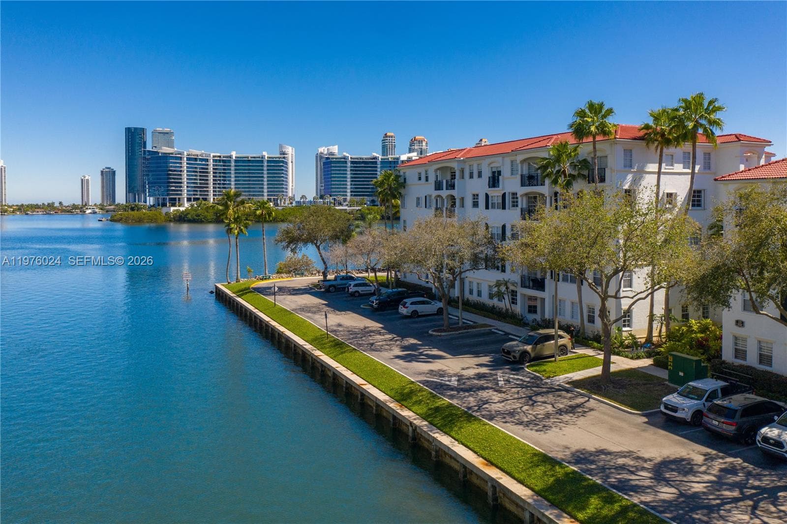 3255 NE 184th St # 12101, Aventura FL 33160 photo 4