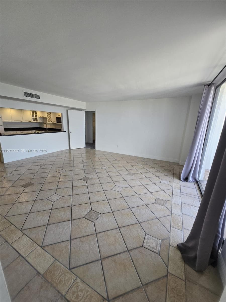 13499 Biscayne Blvd # 1505, North Miami FL 33181 photo 2