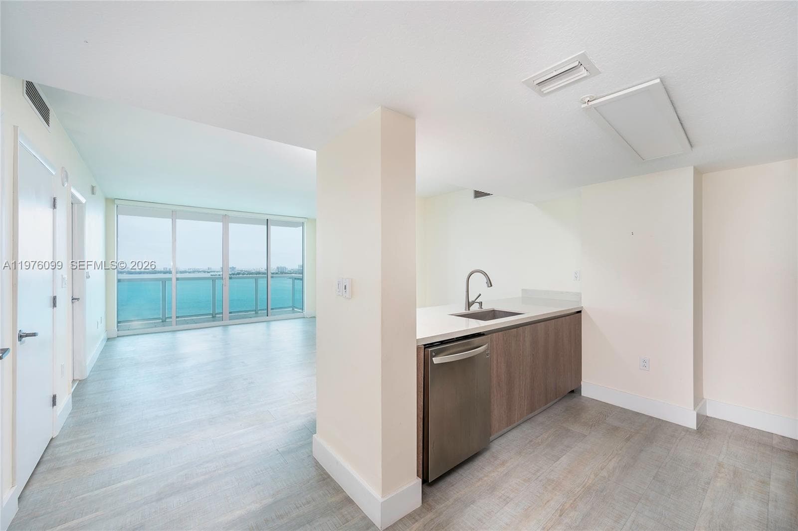 1800 N Bayshore Dr # 2503, Miami FL 33132 photo 3
