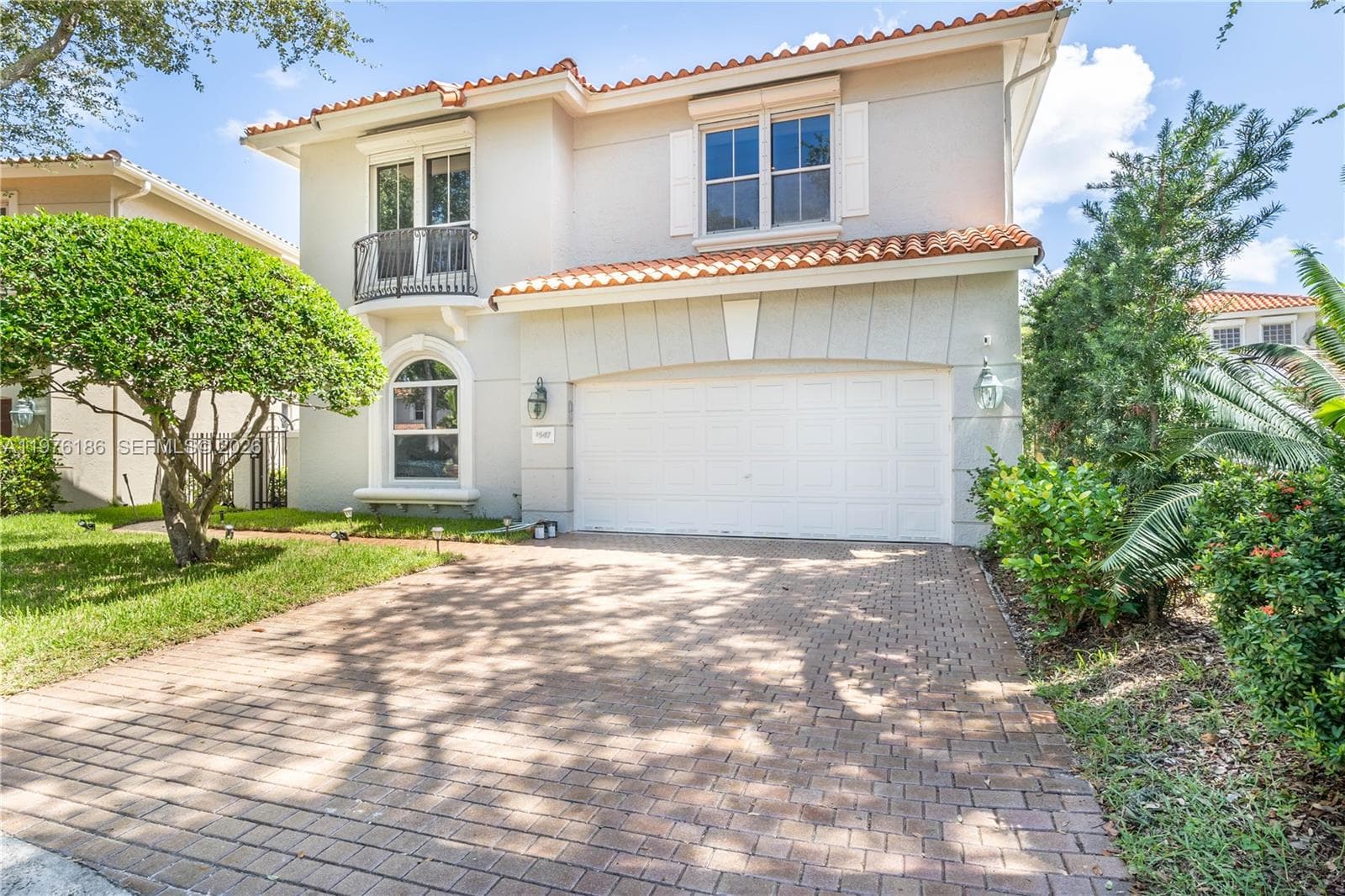 1547 Mariner Way # (AVAILABLE NOW), Hollywood FL 33019 photo 2