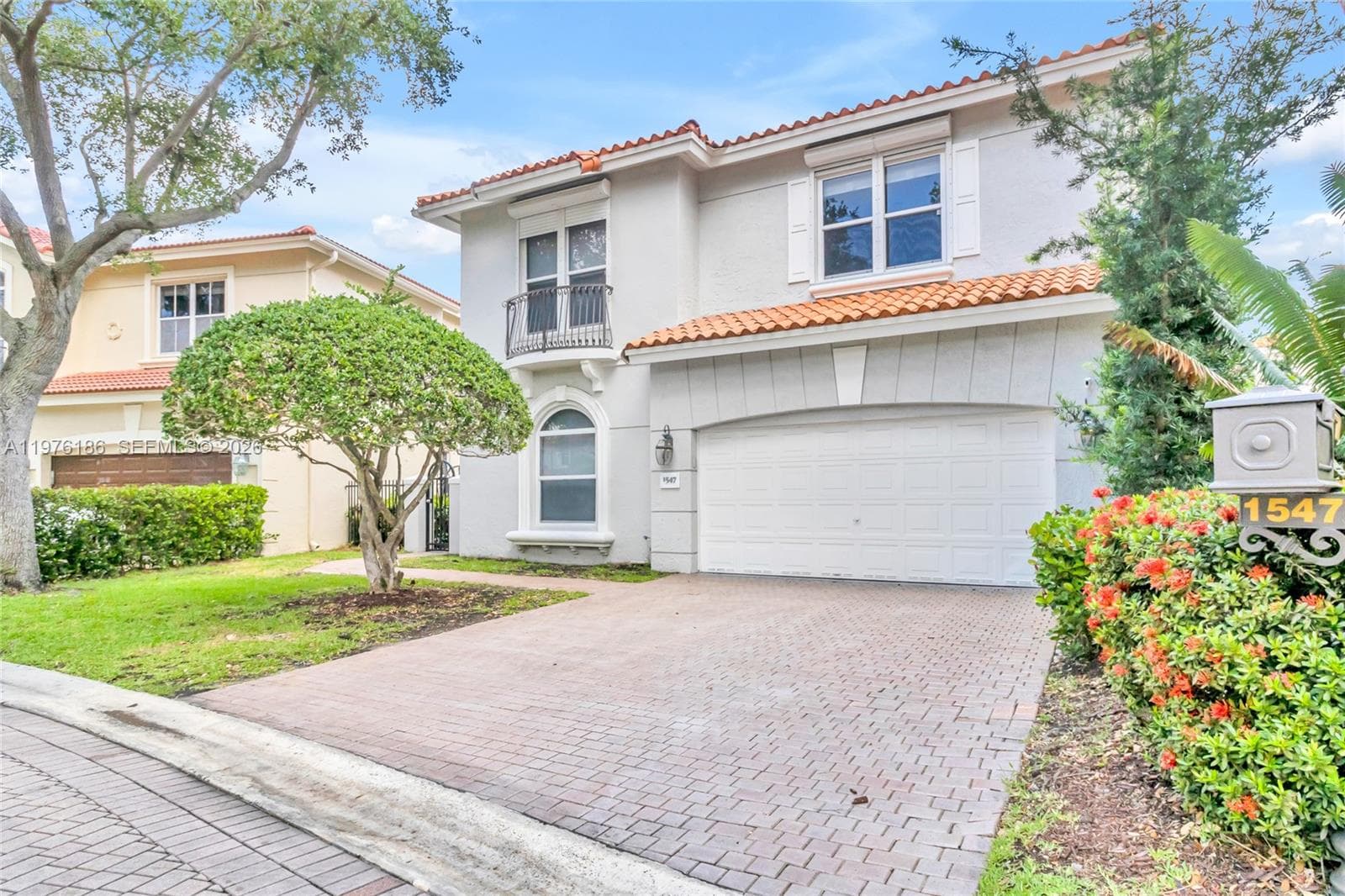 1547 Mariner Way # (AVAILABLE NOW), Hollywood FL 33019 photo 3