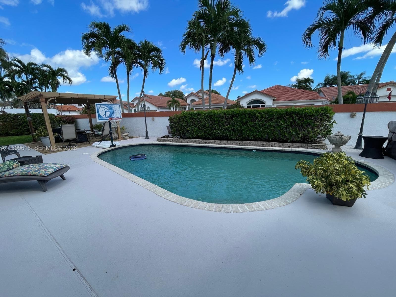 6953 Columbia Court, Margate FL 33063 photo 2