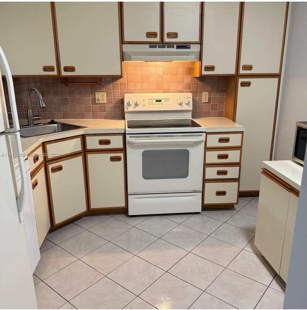 2590 N Carambola Cir N # 1877, Coconut Creek FL 33066 photo 3