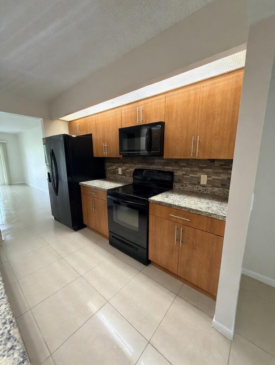 12551 SW 16th Court # 206c, Pembroke Pines FL 33027 photo 2